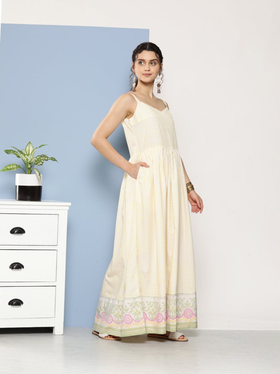 Ahalyaa Women Checked Maxi Ethnic Dress