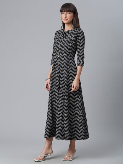 Ahalyaa Crepe Black Printed Kurta