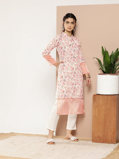 Ahalyaa Women Pink & Off White Floral Printed Gotta Patti Floral Crepe Kurta
