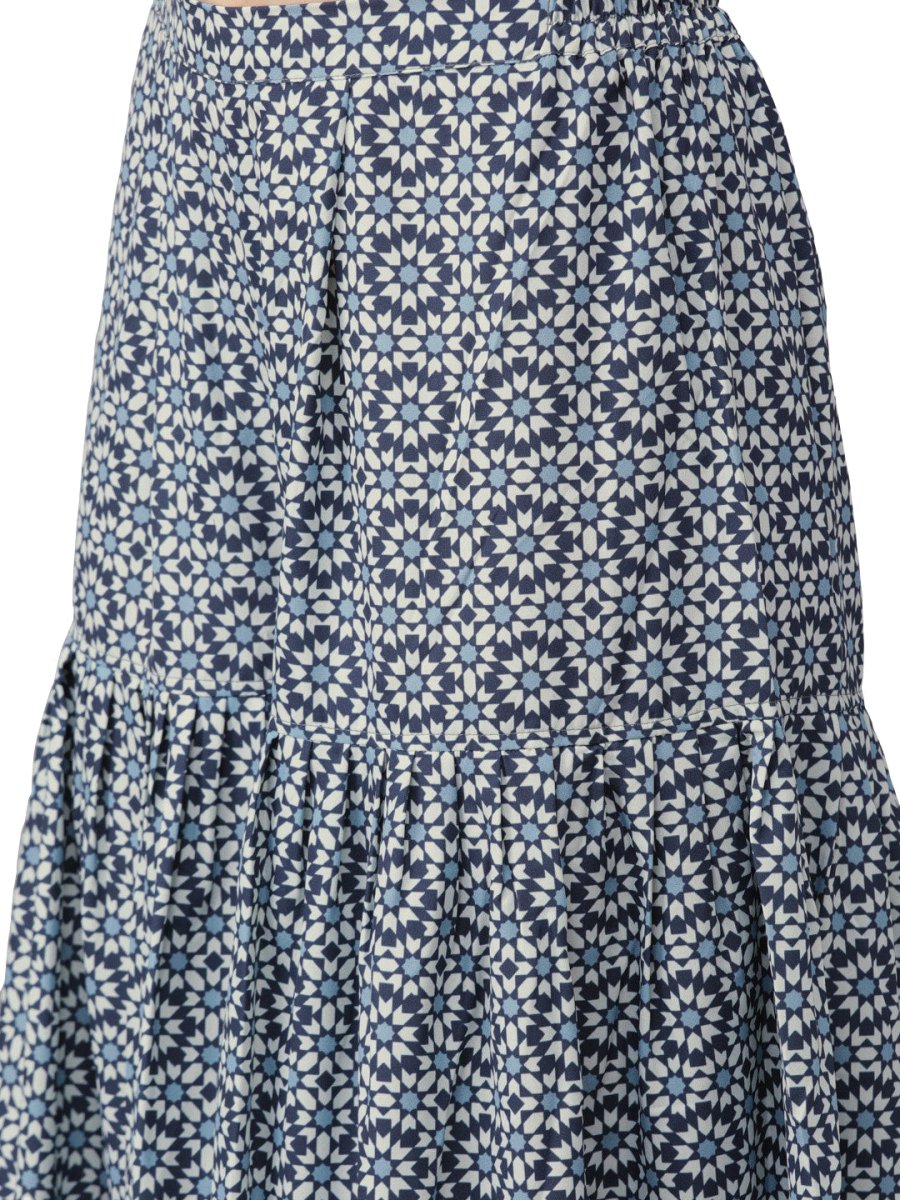 Ahalyaa Women Printed Beautiful Blue Kurta Set