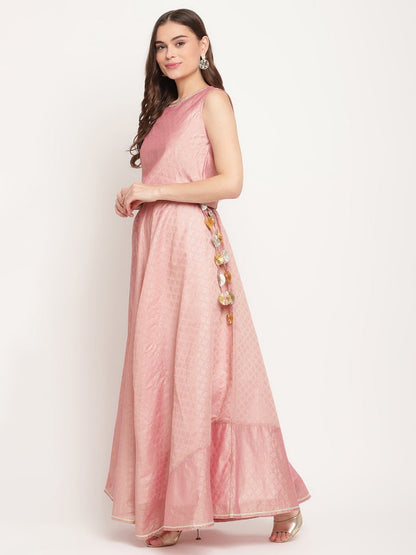 Ahalyaa Women Rusty Rose Chanderi Gold Foil Prin Lehenga Choli With Dupatta