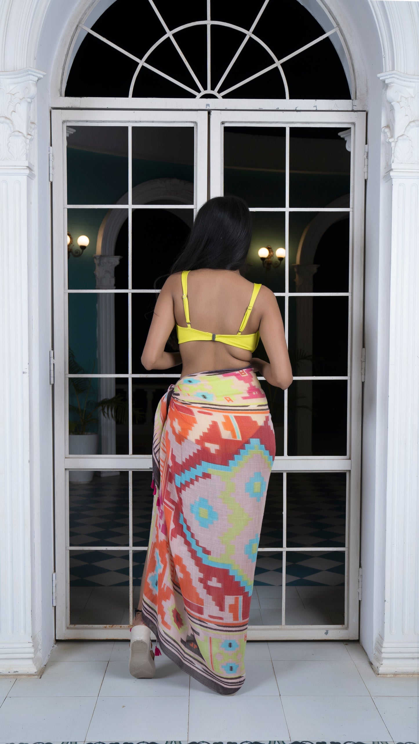 Noroke Modal Abstract Printed Sarong
