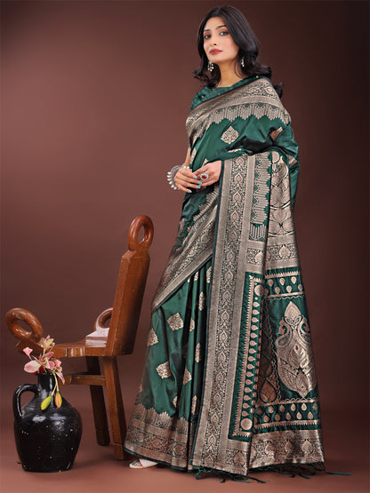 Shree Shyam Fashion Graceful Green Banarasi Silk Saree with Silver Zari - Perfect Ethnic Wear for Weddings & Festive Moments