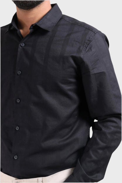 Xkind Men's Black Dobby Srtiped Slim Fit Formal Shirt