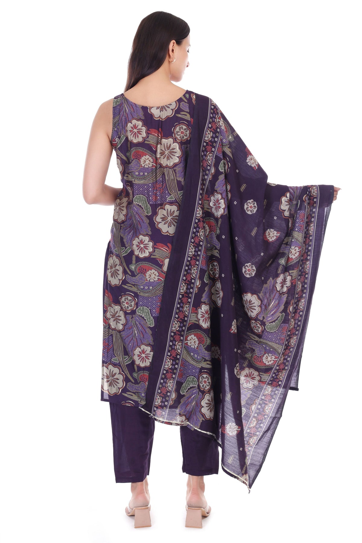 Jaitra Apparels Purple Embroidered Muslin Fabric Kurta Set With Dupatta