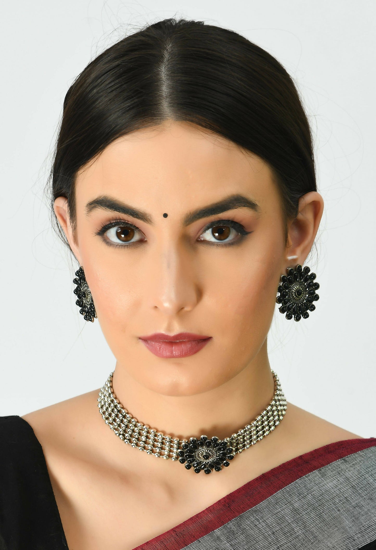 Mominos Fashion Johar Kamal Oxidised Silver-Plated Brass Finish Kundan Choker For Women (Black)