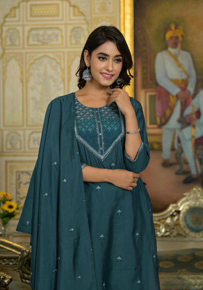 Juniper Women's Rama Green Thread Embroidered Viscose Kurta Pant And Dupatta Set With Sequins Work