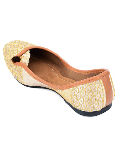 Desi Colour Women Indian Ethnic Footwear-Gold Side Flip-2