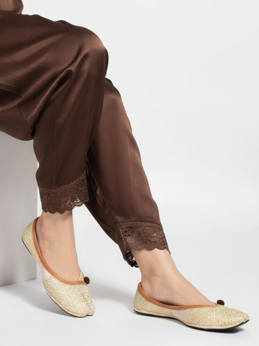 Desi Colour Women Indian Ethnic Footwear-Gold Side Flip-2