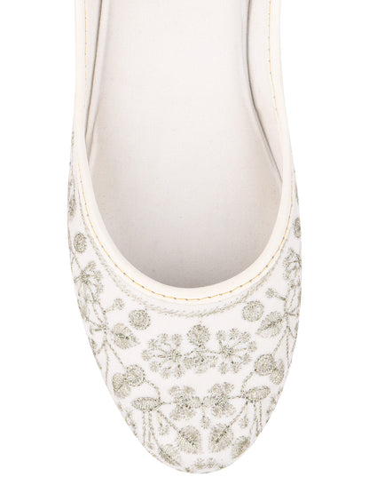 Desi Colour Women Indian Ethnic Footwear-Cushioned White Heavy Emb