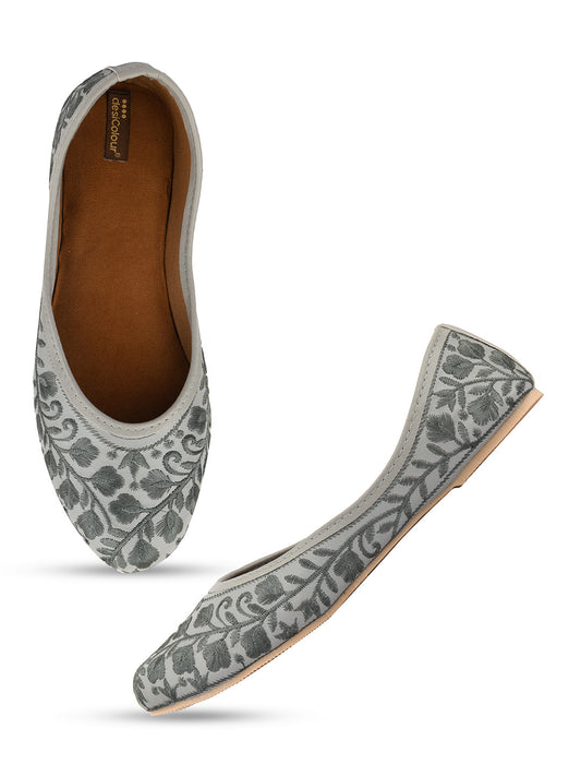 Desi Colour Women Indian Ethnic Footwear-Grey Heavy Work-LR