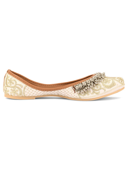 Desi Colour Women Indian Ethnic Footwear-Off White-Gungroo