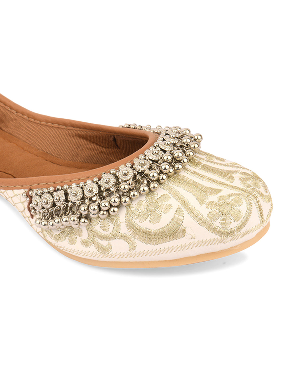 Desi Colour Women Indian Ethnic Footwear-Off White-Gungroo