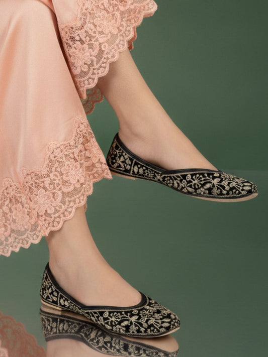Desi Colour Women Indian Ethnic Footwear-Cushioned Black Heavy Emb