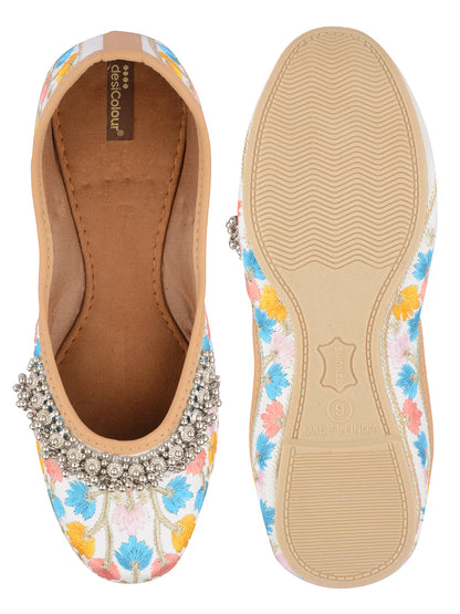 Desi Colour Women Indian Ethnic Footwear-Multi Gungroo