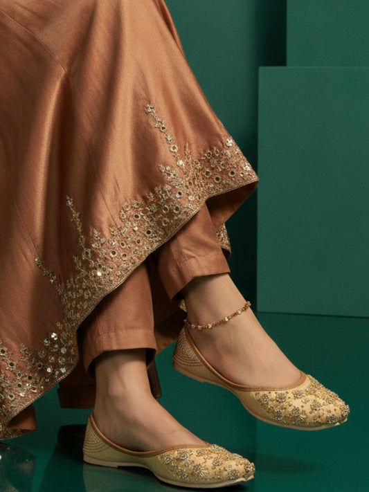 Desi Colour Women Indian Ethnic Footwear-Gold Round Emb