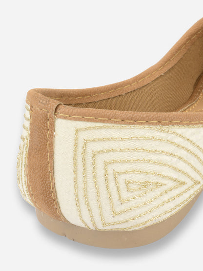 Desi Colour Women Indian Ethnic Footwear-Gold Zigzag