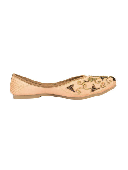 Desi Colour Women Indian Ethnic Footwear-Peach Gold Emb