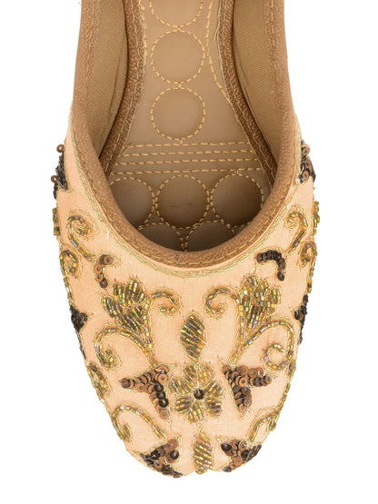 Desi Colour Women Indian Ethnic Footwear-Peach Gold Emb