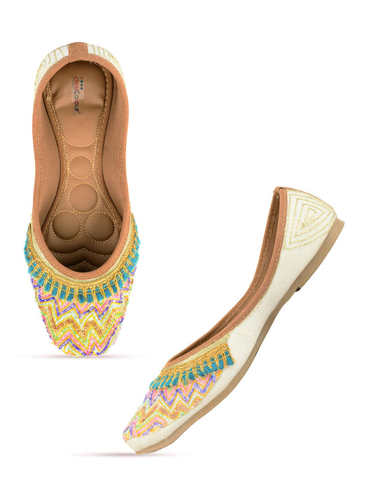 Desi Colour Women Indian Ethnic Footwear-White Multi Zigzag