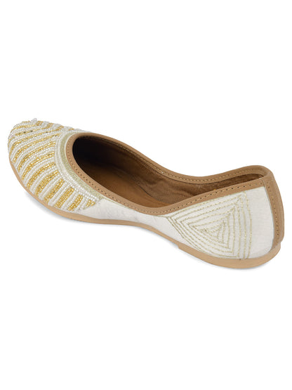 Desi Colour Women Indian Ethnic Footwear-Sleek Pearl-Off white