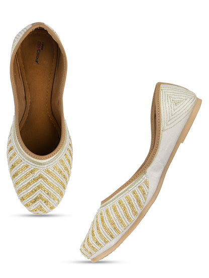 Desi Colour Women Indian Ethnic Footwear-Sleek Pearl-Off white