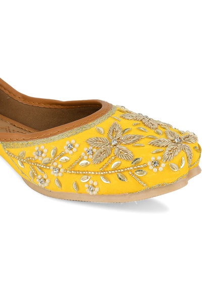 Desi Colour Women Indian Ethnic Footwear-Yellow Dabka