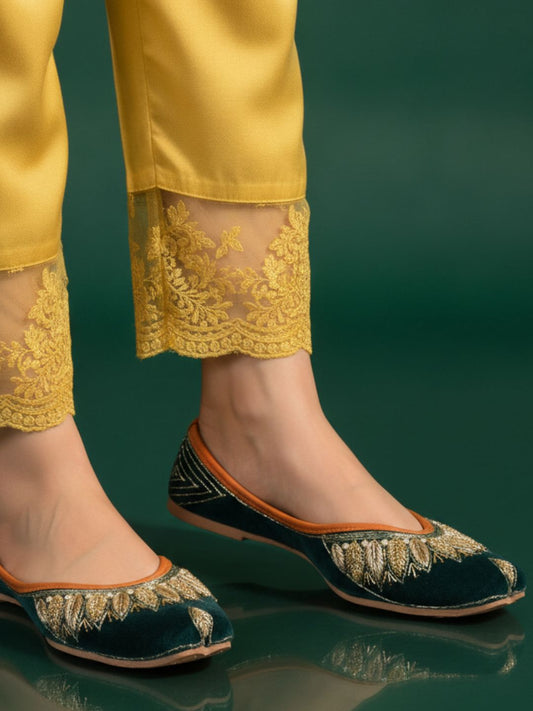 Desi Colour Women Indian Ethnic Footwear-Velvet Green