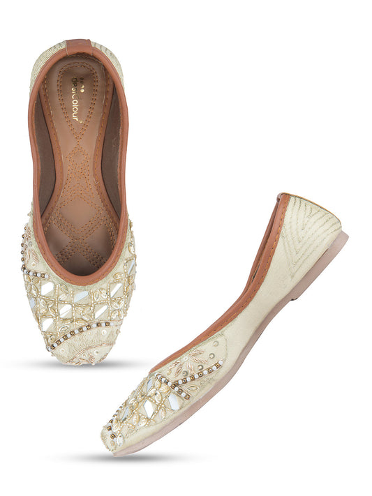 Desi Colour Women Indian Ethnic Footwear-Heavy Emb -1