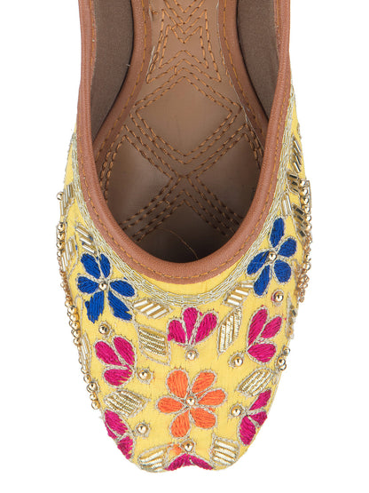 Desi Colour Women Indian Ethnic Footwear-Heavy Emb -16
