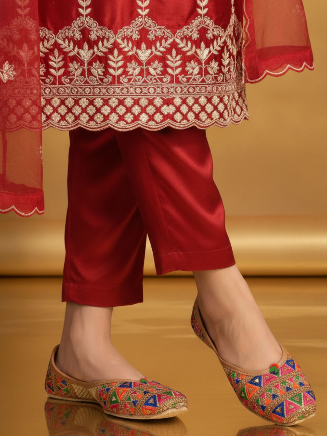 Desi Colour Women Indian Ethnic Footwear-Multi Zigzag