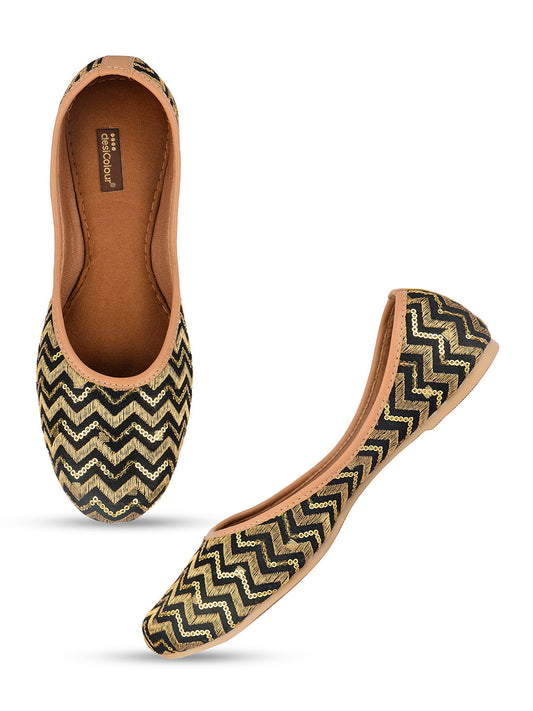 Desi Colour Women Indian Ethnic Footwear-Black Chevron