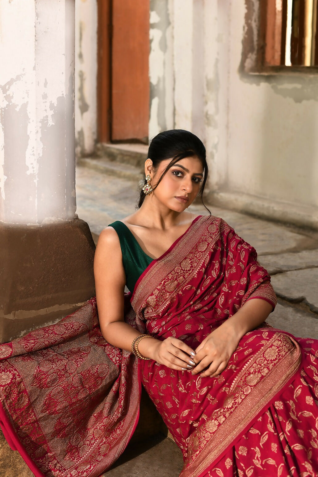 Joban Fashion Hot Pink Crepe Chiffon Banarasi Pure Handloom Banarasi Silk Saree