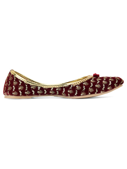 Desi Colour Women Indian Ethnic Footwear-Maroon Star