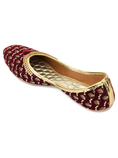 Desi Colour Women Indian Ethnic Footwear-Maroon Star