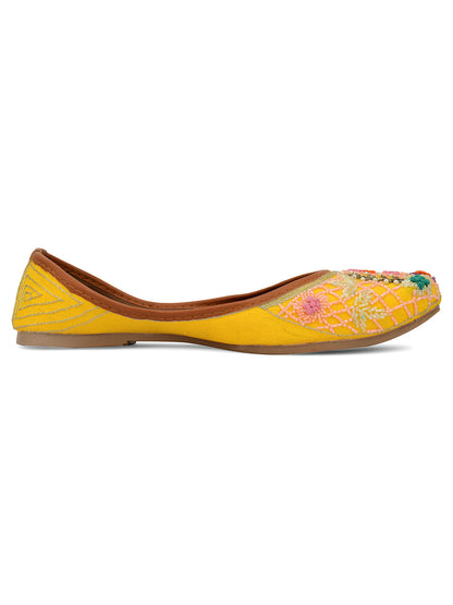 Desi Colour Women Indian Ethnic Footwear-Yellow Emb