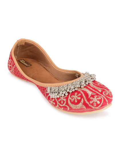 Desi Colour Women Indian Ethnic Footwear-Red Gungroo