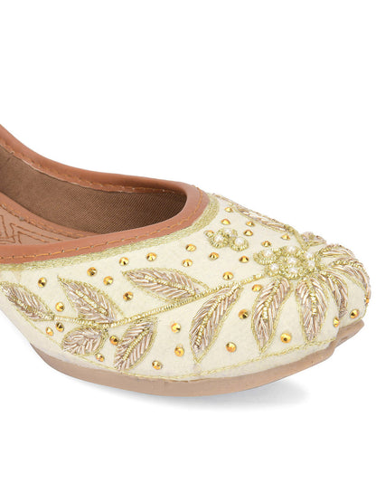 Desi Colour Women Indian Ethnic Footwear-Dabka Off White