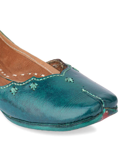 Desi Colour Women Indian Ethnic Footwear-Green Elegance