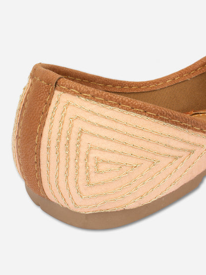 Desi Colour Women Indian Ethnic Footwear-Peach Multi Pearl