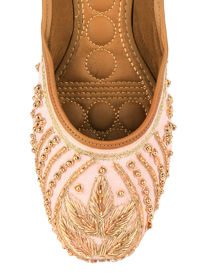 Desi Colour Women Indian Ethnic Footwear-Peach Dabka