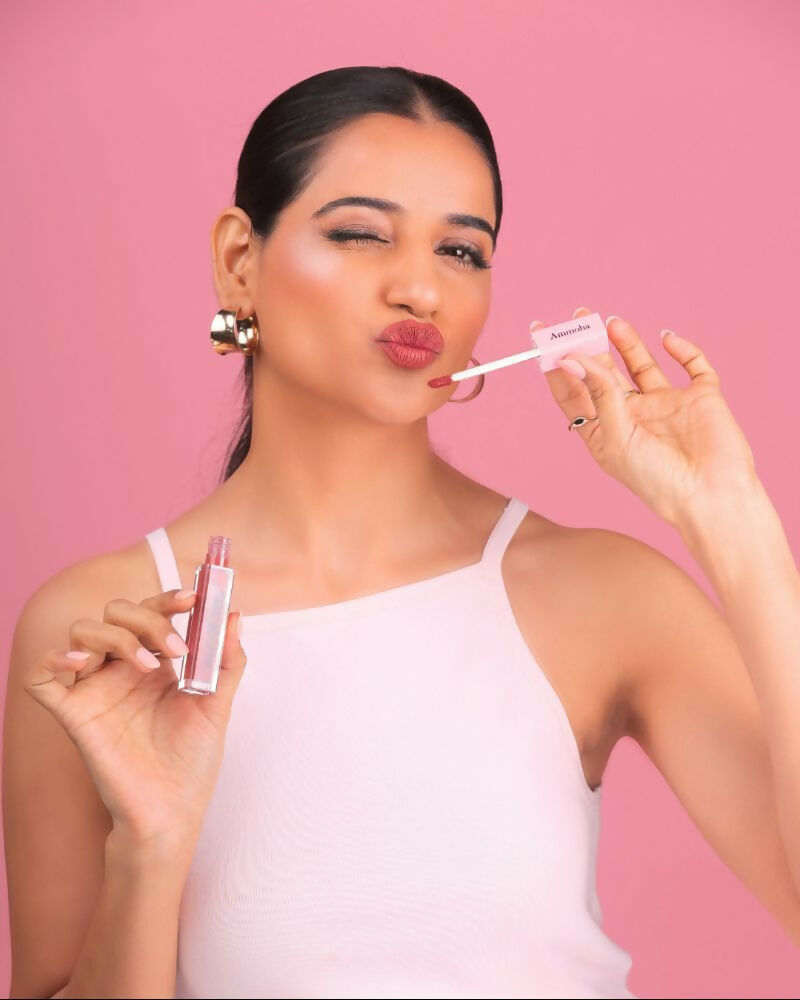 Ammoha Cosmetics Long-Lasting, Matte-Finished Cinnamon Drizzle Color Liquid Lipstick