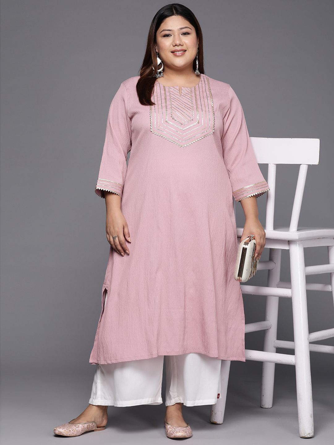 Sztori Embellished Gotta Patti Detail Crepe Kurta