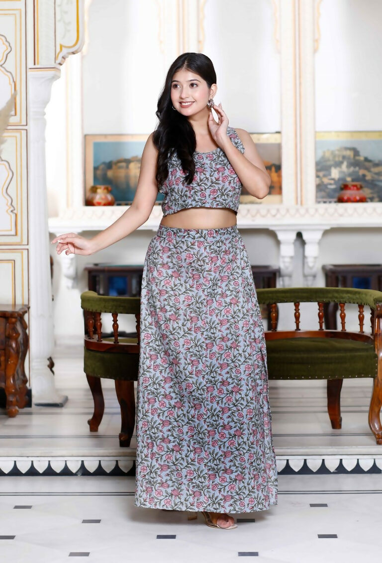 Miravan Women's Grey Floral Printed Crop Top And Skirt Co-Ord Set