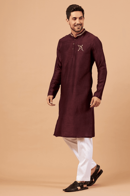 Adira Gold Zari Embroidered Kurta by Hilo Design