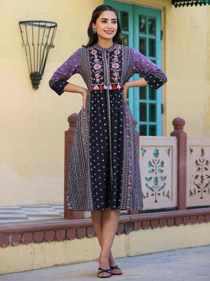 Juniper Women's Lavender Printed Embroidered Flared Dress