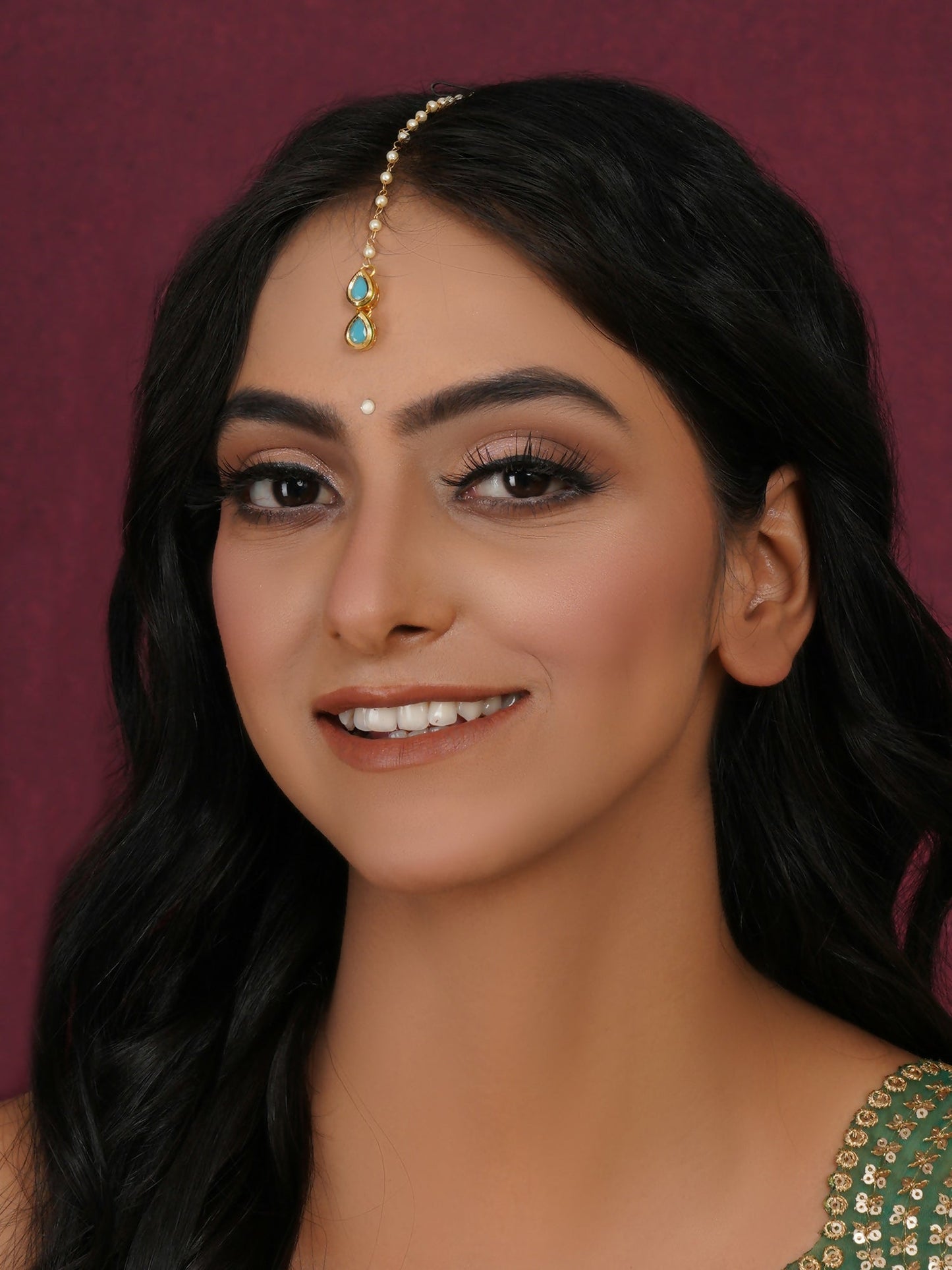 Kundan Maang Tikka (Gold) - Ruby Raang