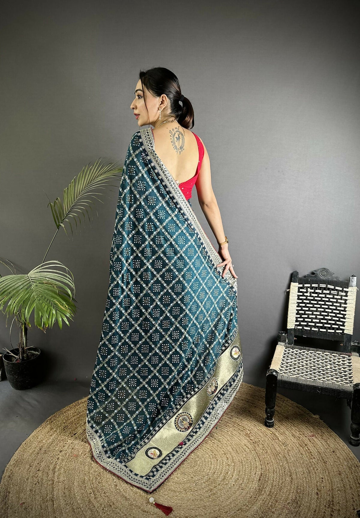 Joban Fashion Navy Blue Bandhej Bandhani Vichitra Silk Bandhani Prints Saree