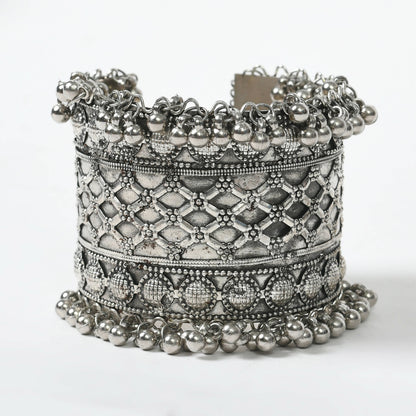 Mominos Fashion Joharkamal Oxidised Silver-Plated Ghungroo Handcraft Bracelet - Design 023