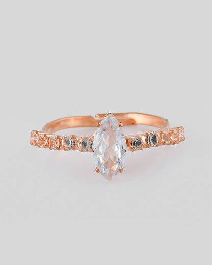 VOJ white CZ-detail Stainless Steel Cubic Zirconia Gold-Polished adjustable finger Ring